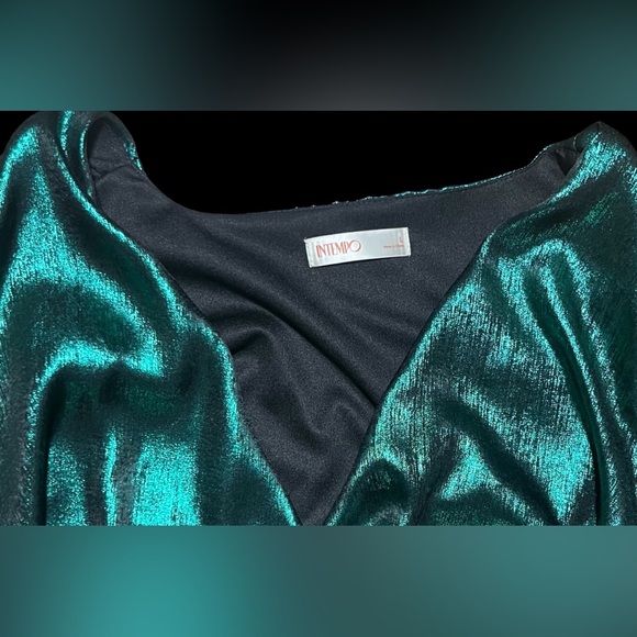 Vibrant 80’s Style Green Wrap Top - Picture 4 of 8